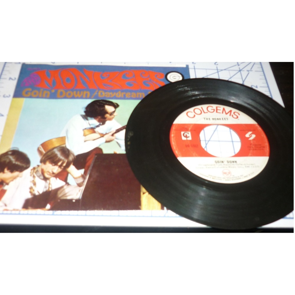The Monkees Daydream Believer Goin Down 45 RPM 7 Inch Vinyl Colgems 66-1012 1967